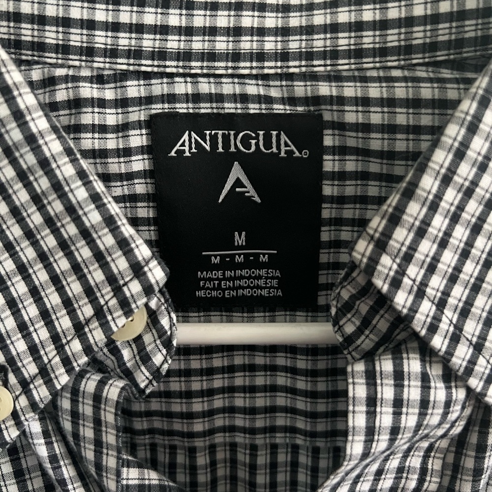 App state button down size medium - Picture 2 of 4